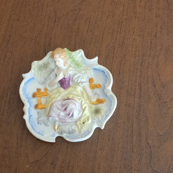 Vintage 3D Wall Art by Chase Victorian Lady Hand Painted Made in Japan - Picture 7 of 11